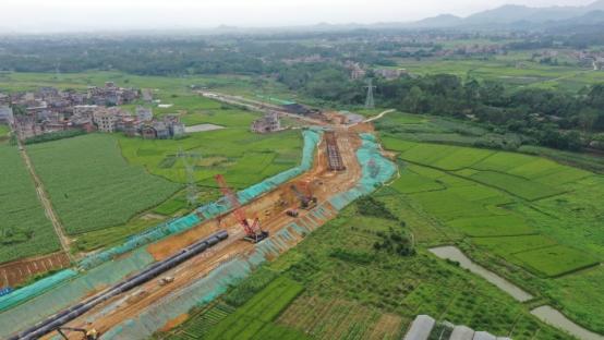 搶雨天 戰(zhàn)晴天 斗夜間丨玉林供水先行項目施工進(jìn)入沖刺階段